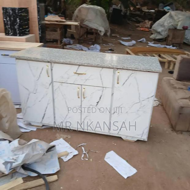Quality 5ft Kitchen Cabinet