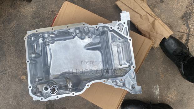 Honda CRV 2015 2.4l Oil Base
