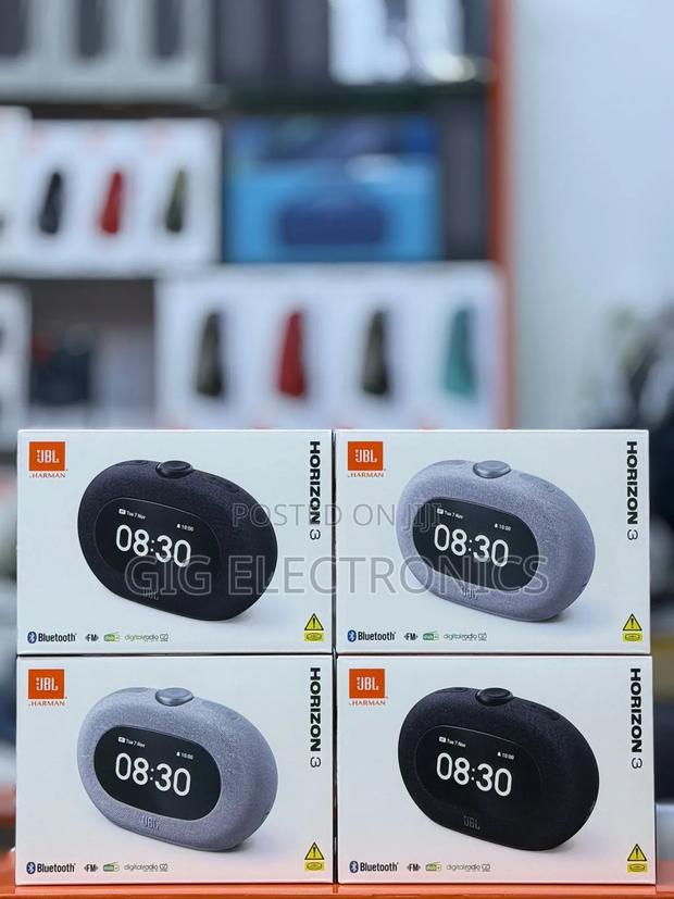 JBL Horizon 3 Bluetooth Clock Radio Speaker · Photo 2