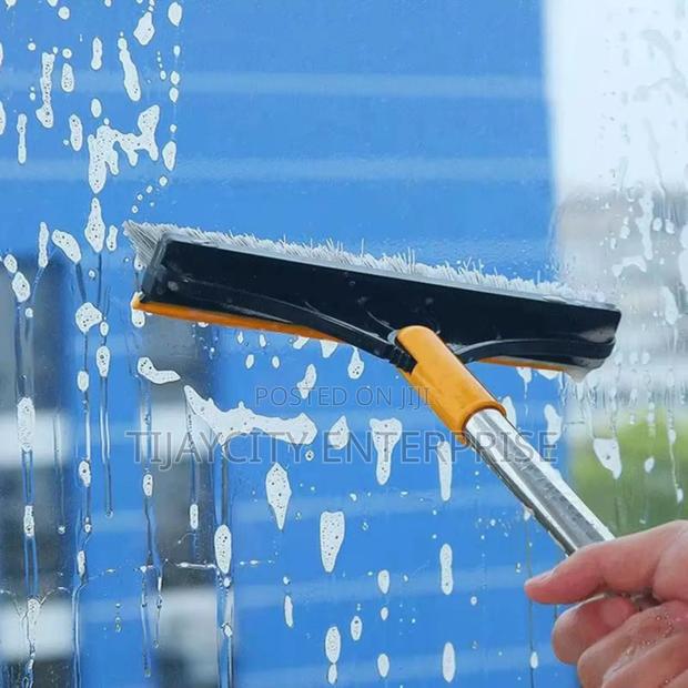 2 in 1 Scrubbing Brush · Photo 4