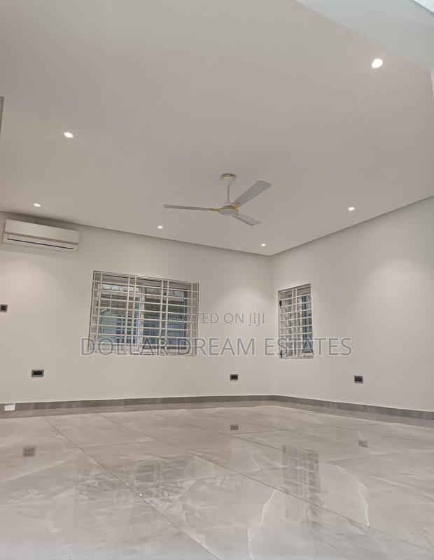 2bdrm Apartment in Agbogba for rent · Photo 3