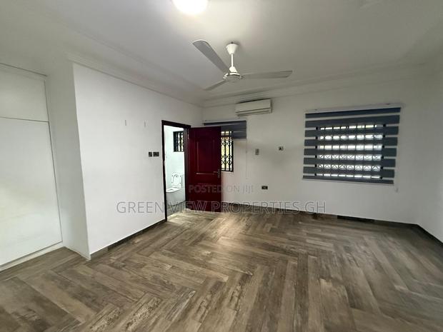 5bdrm Duplex in American House for rent photo 14