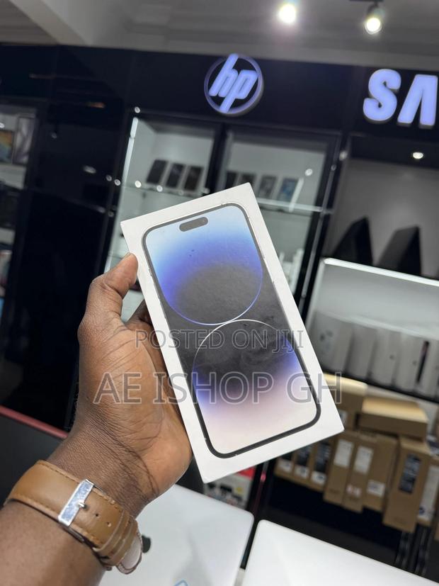 New Apple iPhone 14 Pro Max 1 TB Silver photo 2