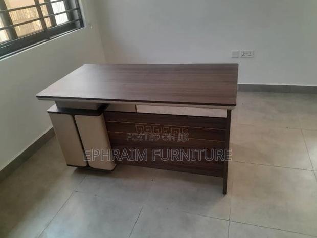 1.4 Single Executive Desk for Office · Photo 2