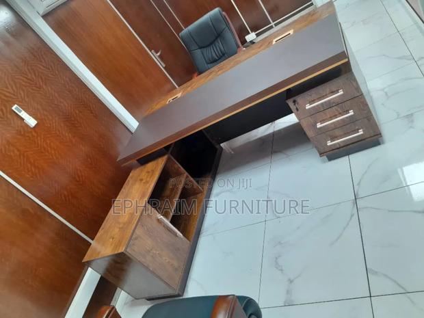 Executive Table for Office photo 2