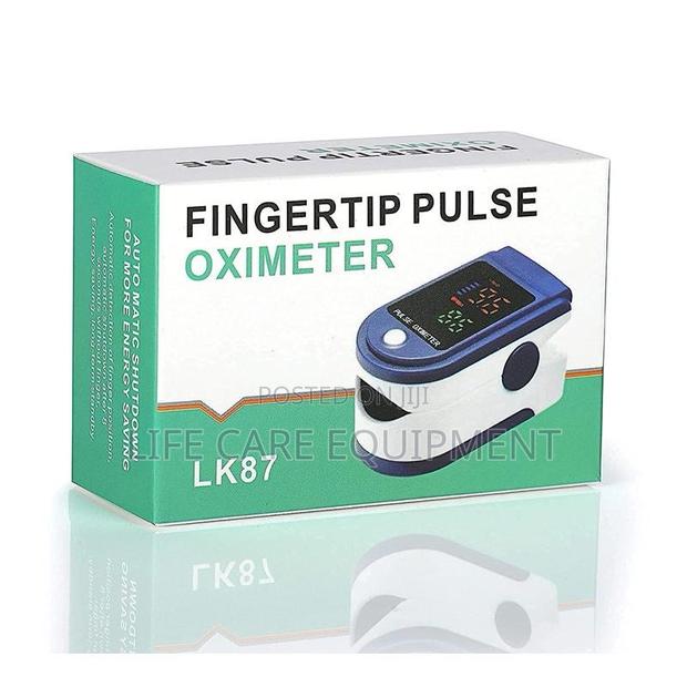 Pulse Oximeter · Photo 4