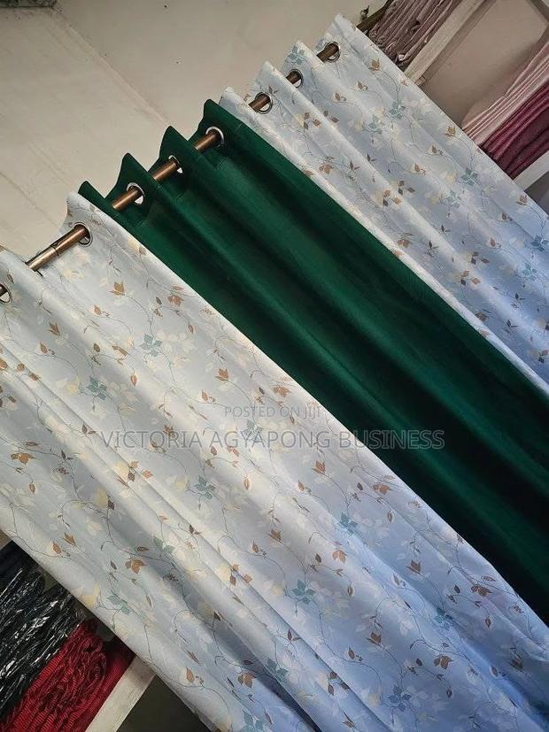 Vicky Curtains photo 3