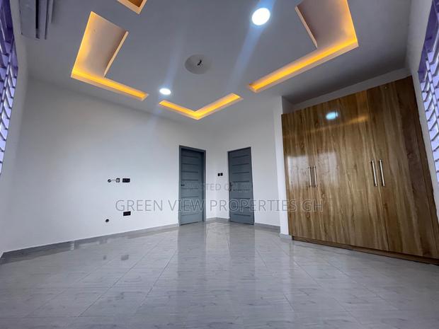 2bdrm Apartment in Ashaley Botwe for rent photo 7