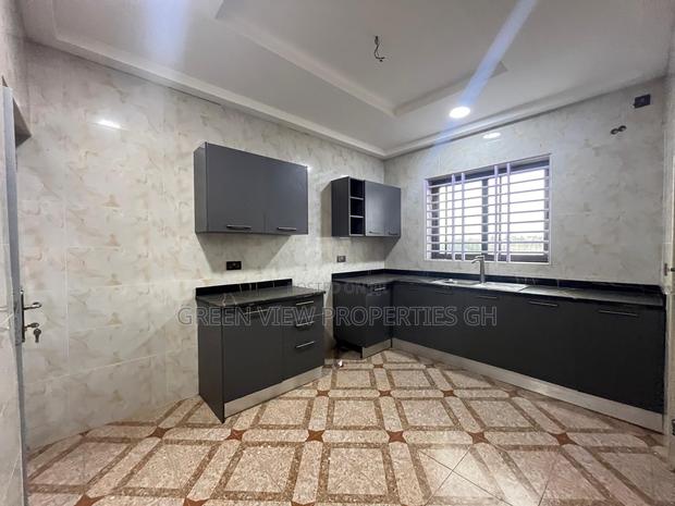2bdrm Apartment in Ashaley Botwe for rent photo 6