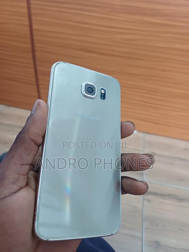 Samsung Galaxy S6 32 GB Gold · Photo 2