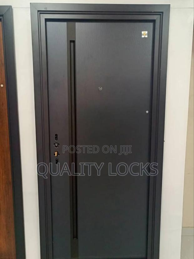 Paladin Single Chinese Smooth Door