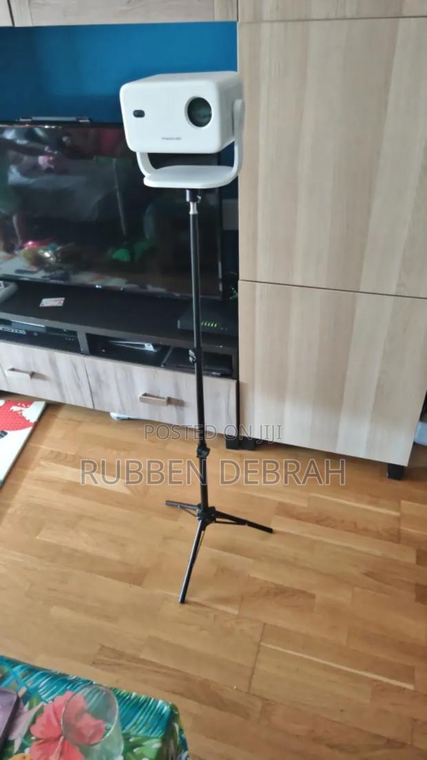 Projector Tripod Stand Mount photo 3