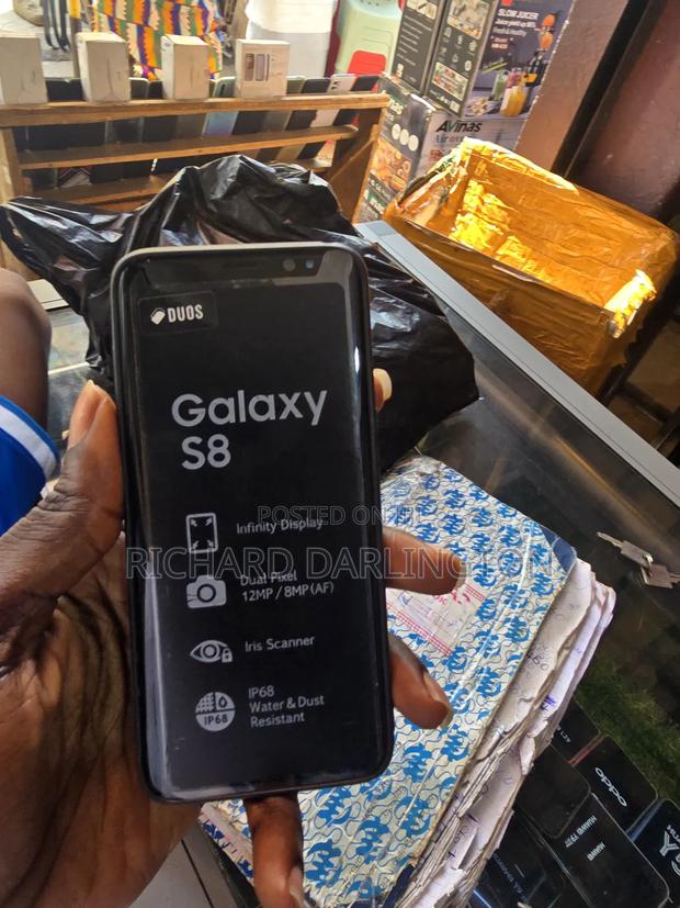Samsung Galaxy S8 64 GB Black · Photo 2