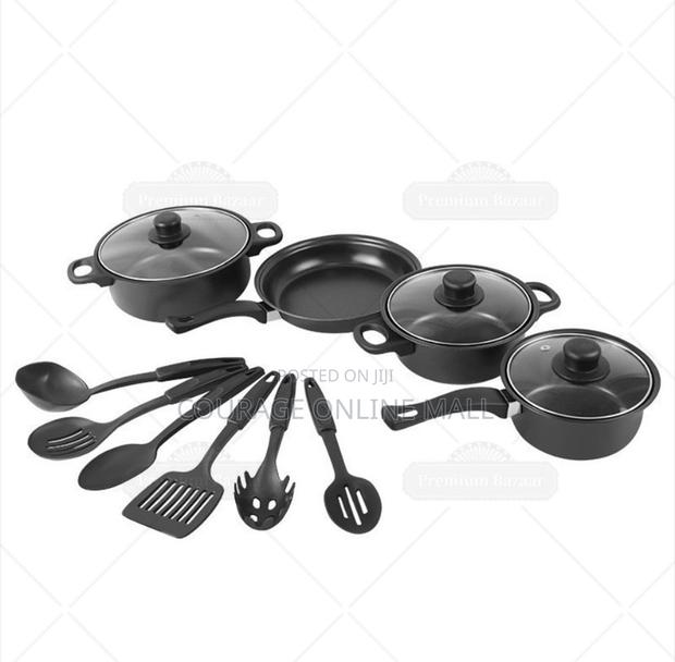 Non Stick Kitchen Cookware Set