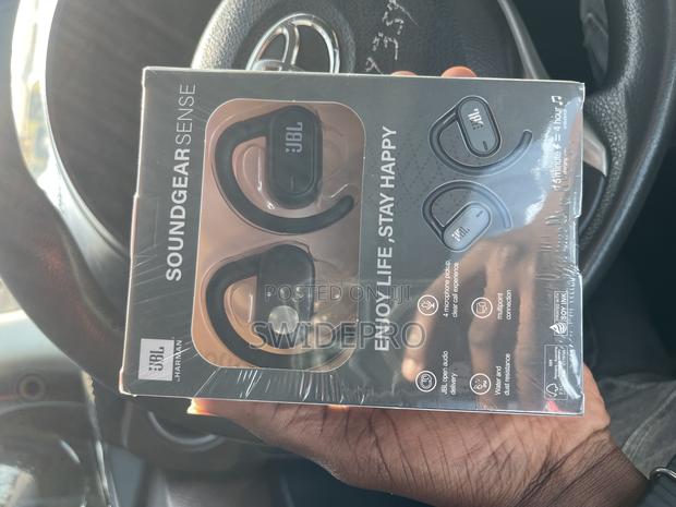 JBL Soundgear Sense Wireless Bluetooth Hook Earbuds photo 2