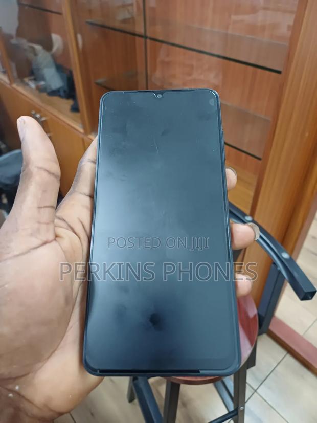 Samsung Galaxy A06 64 GB Black photo 2