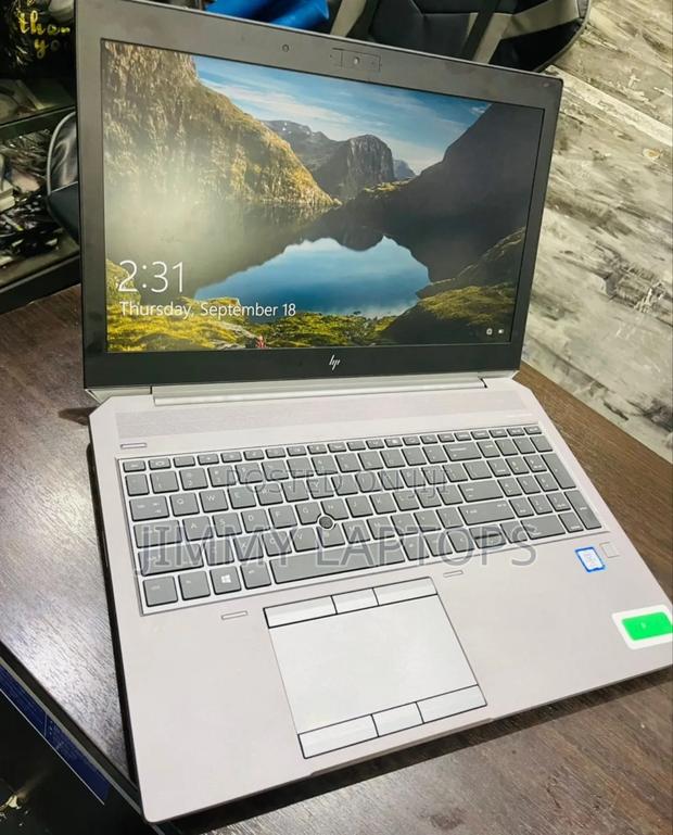 Laptop HP ZBook Firefly 15 G7 32GB Intel Core I7 SSD 512GB photo 2