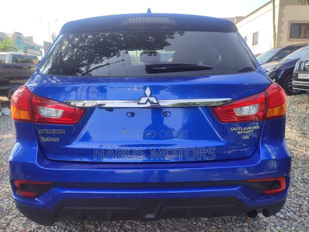 Mitsubishi Outlander Sport SE 2.4 2018 Blue