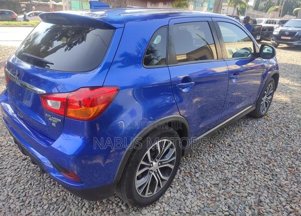Mitsubishi Outlander Sport SE 2.4 2018 Blue