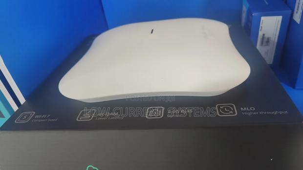 Reyee Ceiling Wifi 7 Access Point 5011mbps 140m2 Long Range Ap · Photo 2