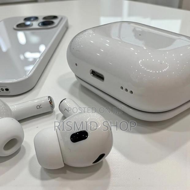 2nd Generation Apple Airpod Pro2 (788685)
