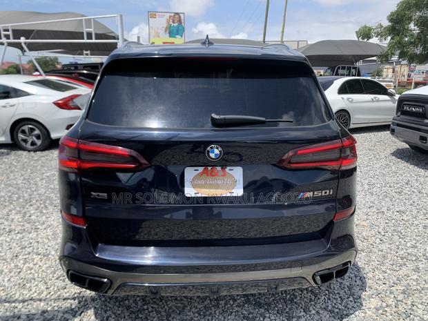 BMW M5 2021 Blue photo 3
