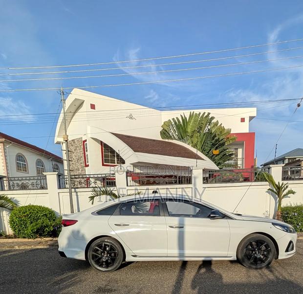 Hyundai Sonata Sport 2.0T 2018 White photo 2