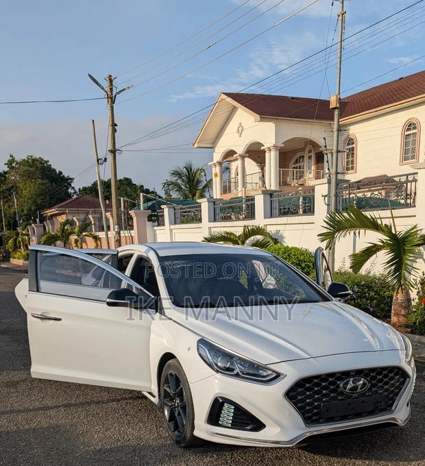 Hyundai Sonata Sport 2.0T 2018 White photo 12