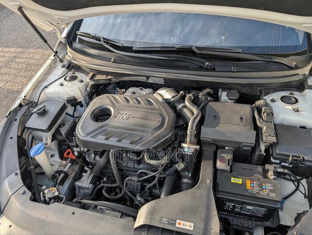 Hyundai Sonata Sport 2.0T 2018 White photo 7