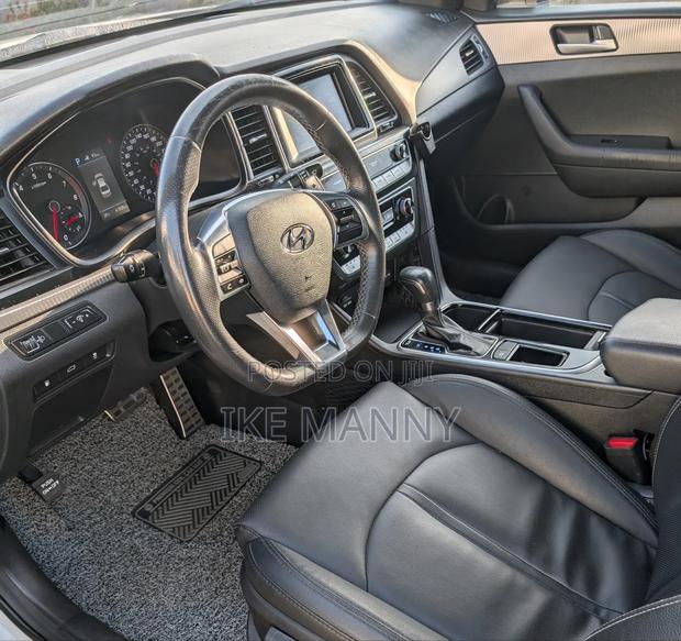 Hyundai Sonata Sport 2.0T 2018 White photo 13