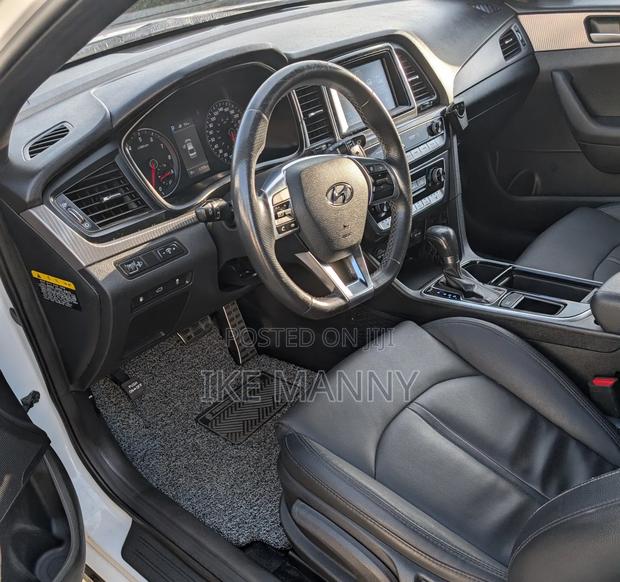 Hyundai Sonata Sport 2.0T 2018 White photo 15