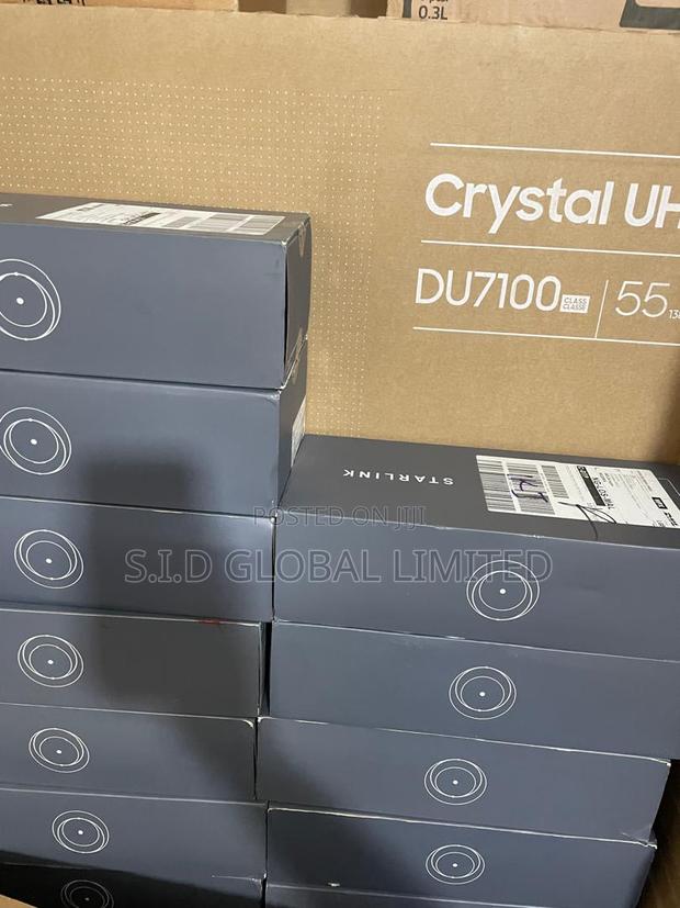 Starlink Gen 3 Satellite Router Utr-232 Powers On · Photo 2