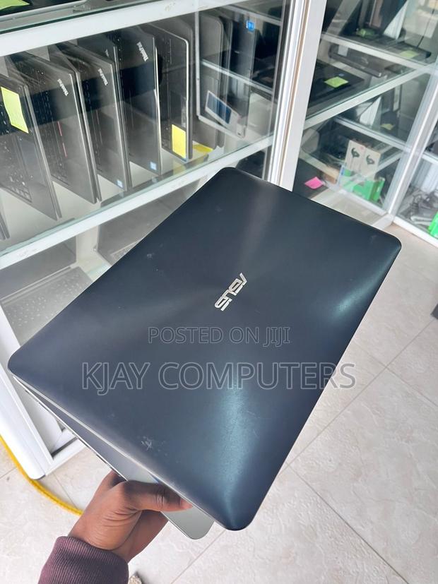 Laptop Asus X555LA 8GB Intel Core I5 SSD 256GB photo 2
