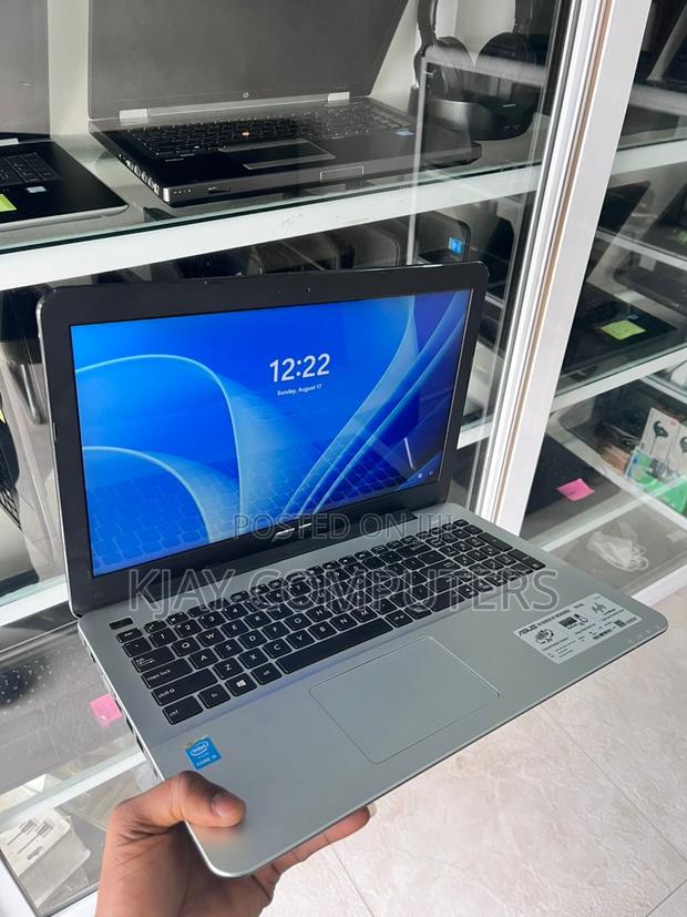 Laptop Asus X555LA 8GB Intel Core I5 SSD 256GB photo 3