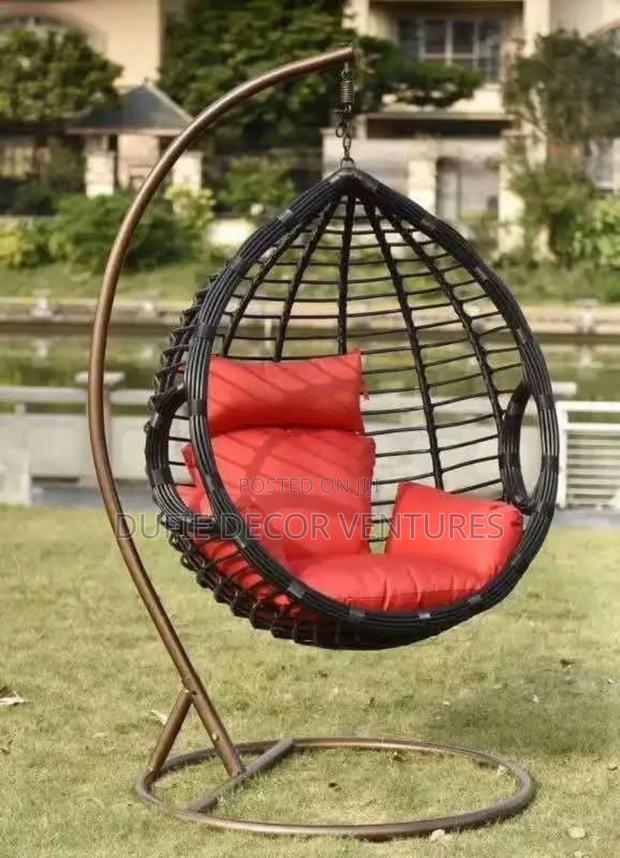 Swing Chair Available for Sale · Photo 1