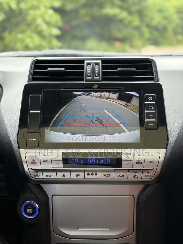 Toyota Land Cruiser Prado 2.7 2018 White