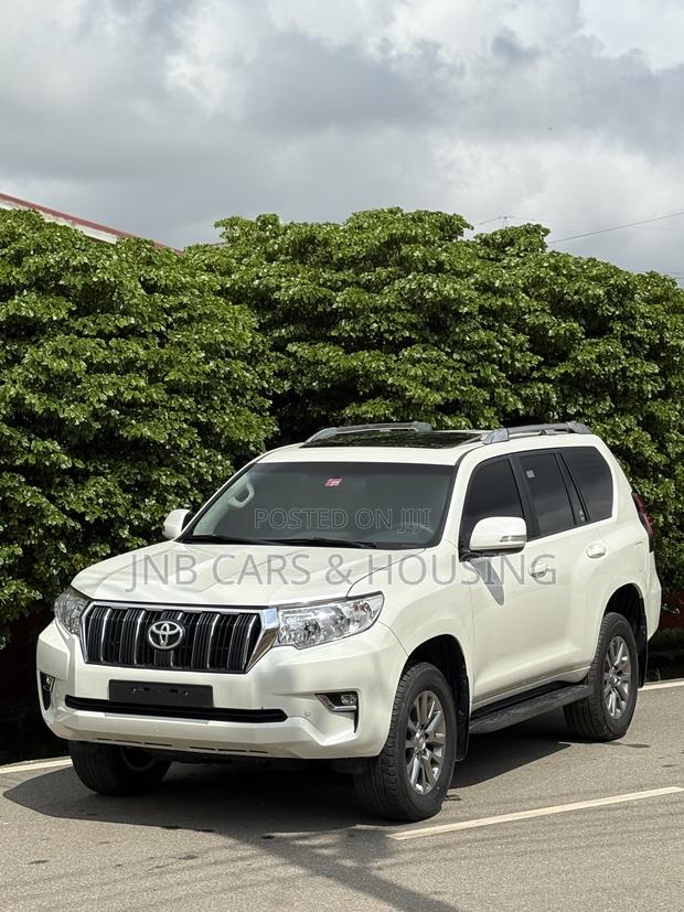 Toyota Land Cruiser Prado 2.7 2018 White