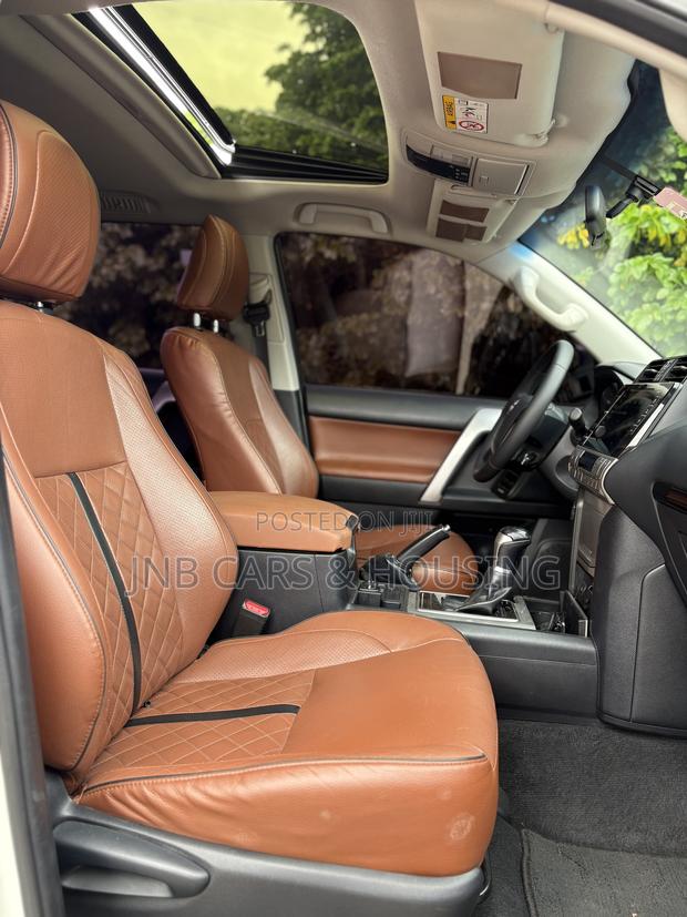 Toyota Land Cruiser Prado 2.7 2018 White