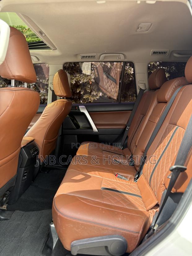 Toyota Land Cruiser Prado 2.7 2018 White