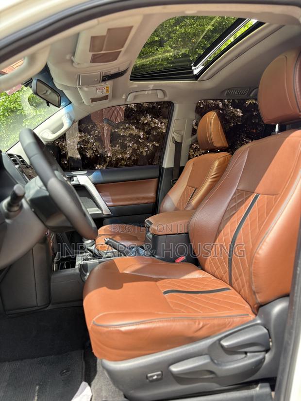 Toyota Land Cruiser Prado 2.7 2018 White