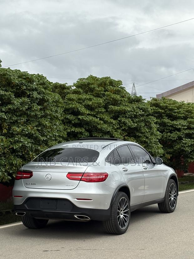 Mercedes-Benz GLC-Class 2019 Silver