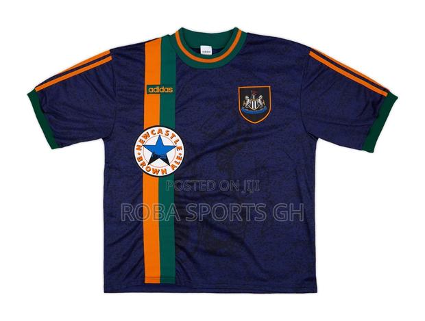 1997/98 Newcastle Retro Away Jersey · Photo 3