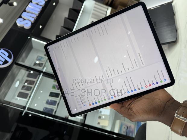 Apple iPad Pro 12.9 (2022) 512 GB Silver photo 3