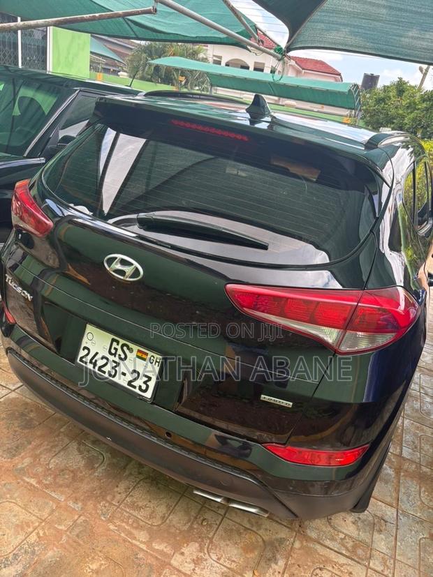 Hyundai Tucson 2018 Black photo 5