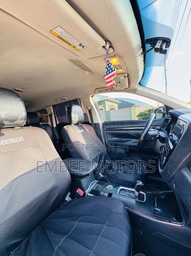 Mitsubishi Outlander 2.0 PHEV AWD 2017 White