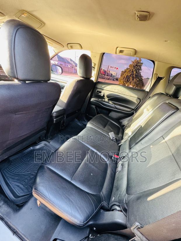 Mitsubishi Outlander 2.0 PHEV AWD 2017 White