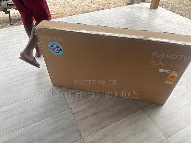 Samsung Immersive 43′′ Full Hd Smart Tv With HDR Purcolor · Photo 3