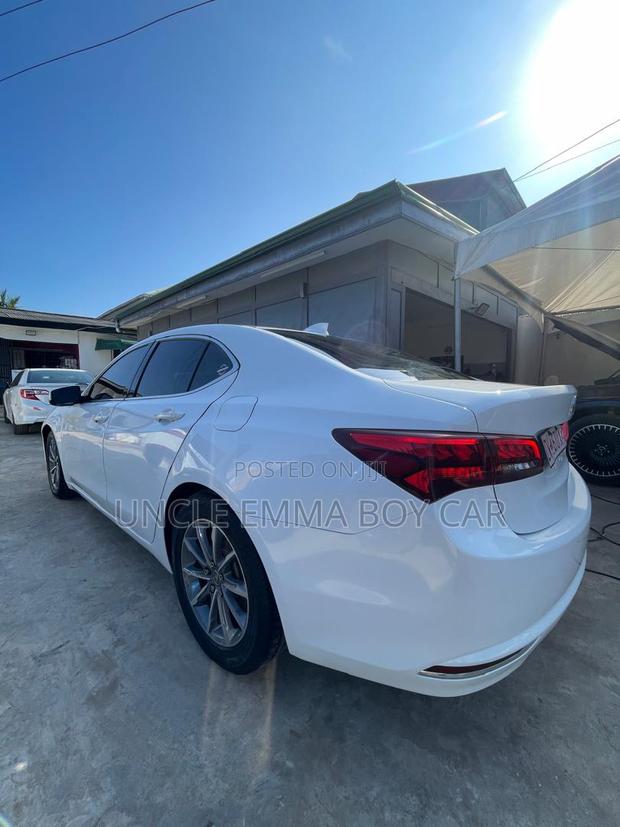 Acura TLX Base FWD (2.4L 4cyl 8M) 2018 White photo 5