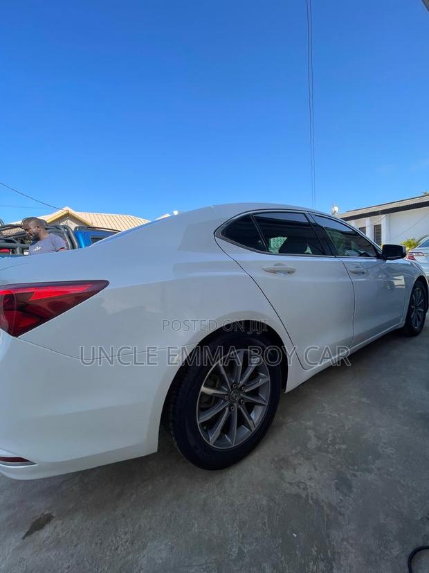Acura TLX Base FWD (2.4L 4cyl 8M) 2018 White photo 6