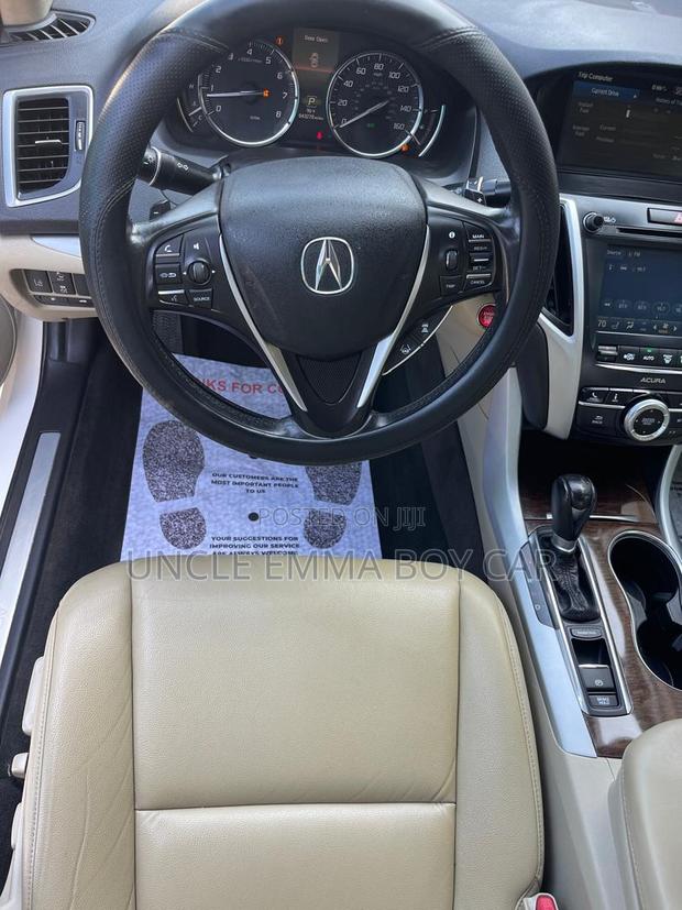 Acura TLX Base FWD (2.4L 4cyl 8M) 2018 White photo 11